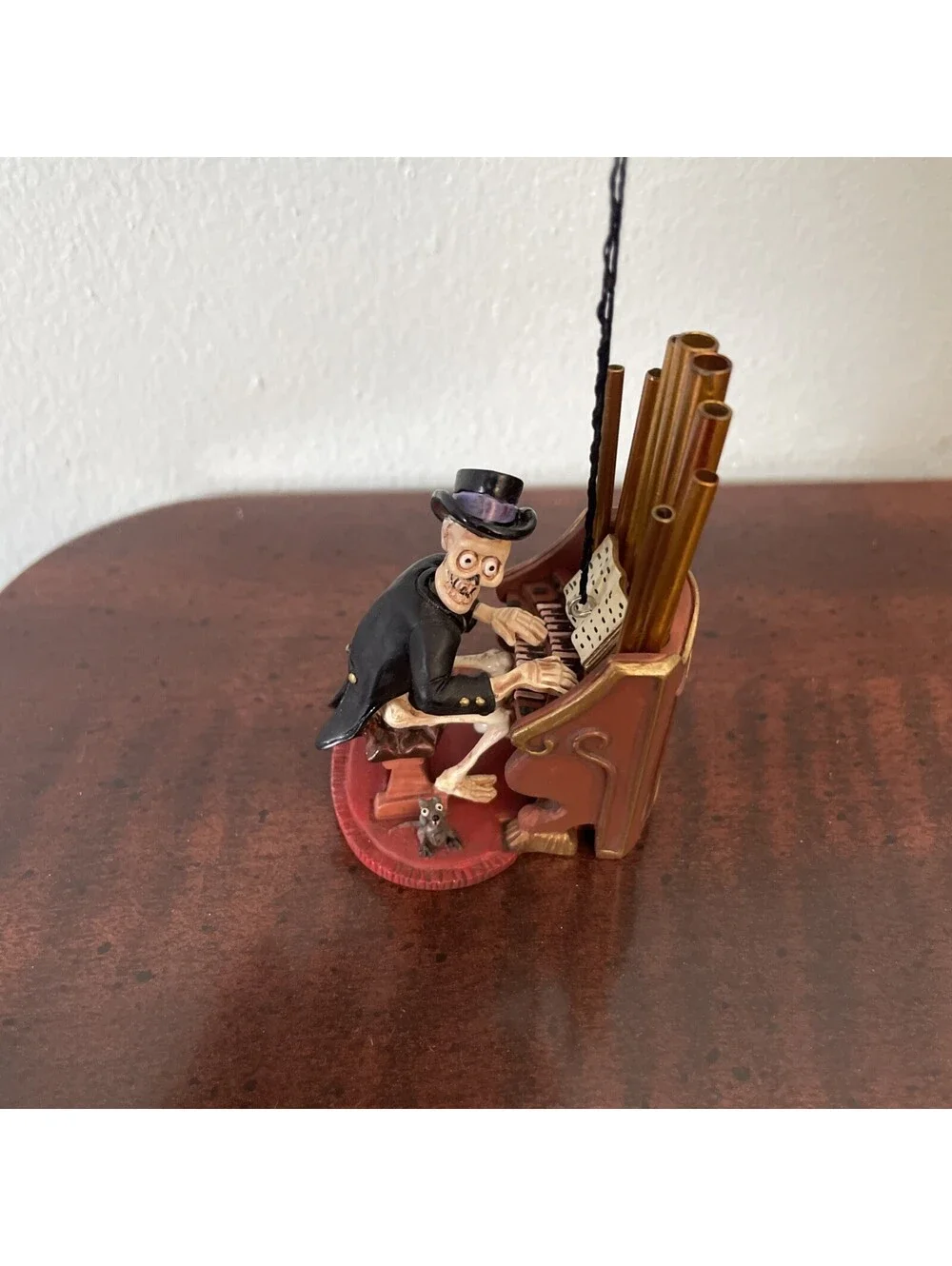 Hallmark Ornament Old Ned The Musician 2004 Halloween Skeleton Playing Piano